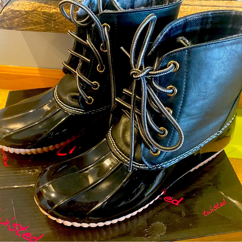 Black Rain Boots